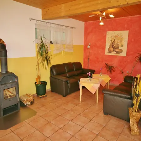 In Fuerth Near Zell Am Slopes, Cleaning Included *